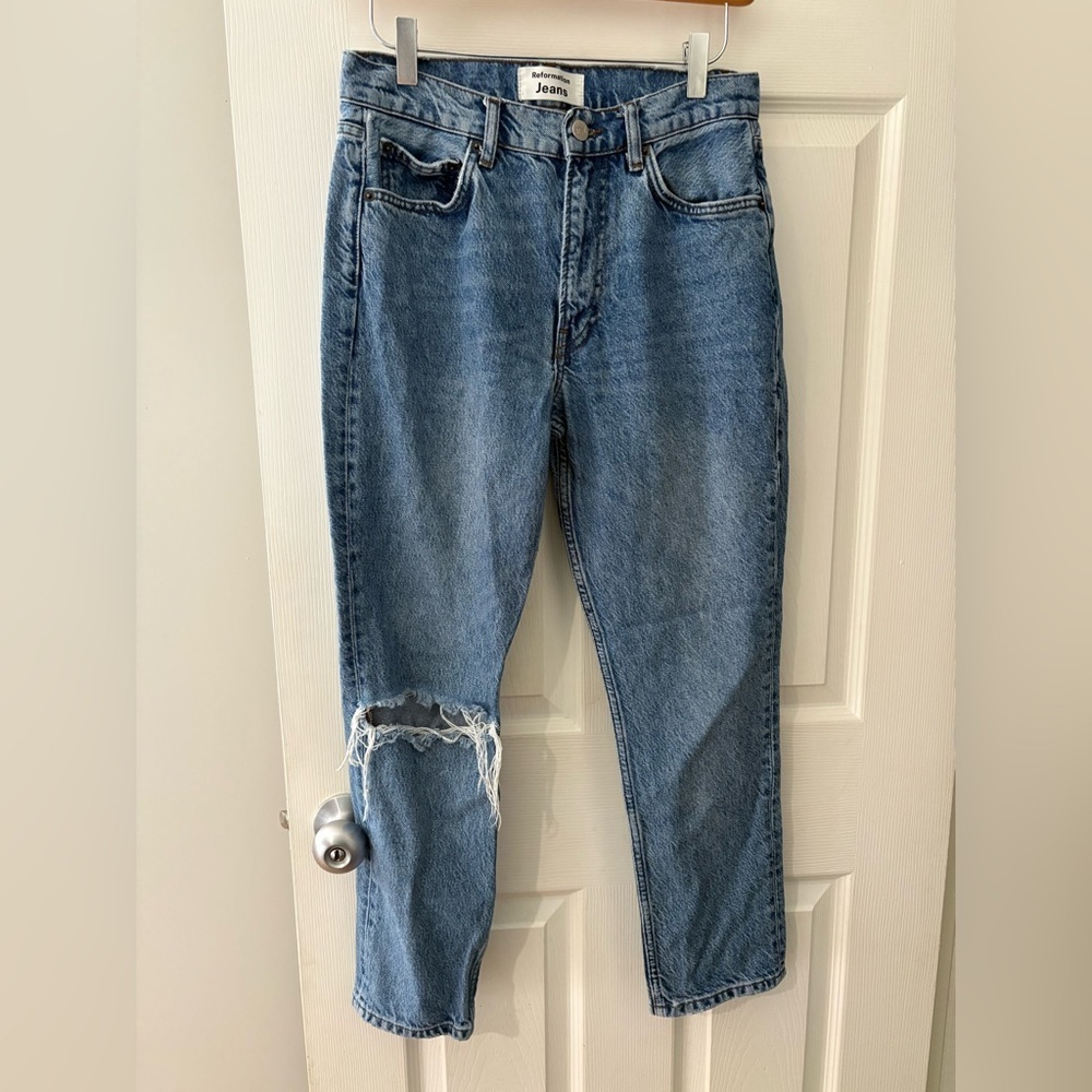 Reformation Shasta destroyed jeans cropped 25” mid wash size 26 - Picture 2 of 12